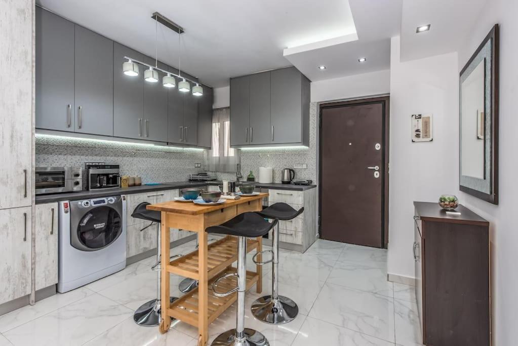 Apartament Be Cool Near Kypseli By Atheniankeys Zewnętrze zdjęcie